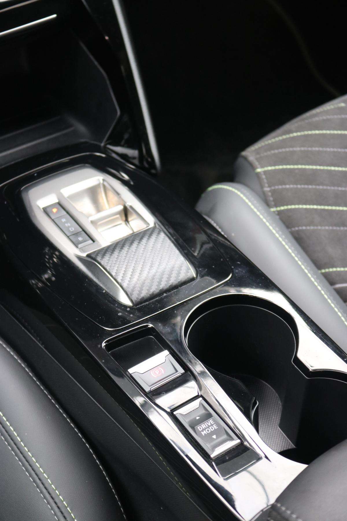 peugeot-208-2024-eletrico-0cc