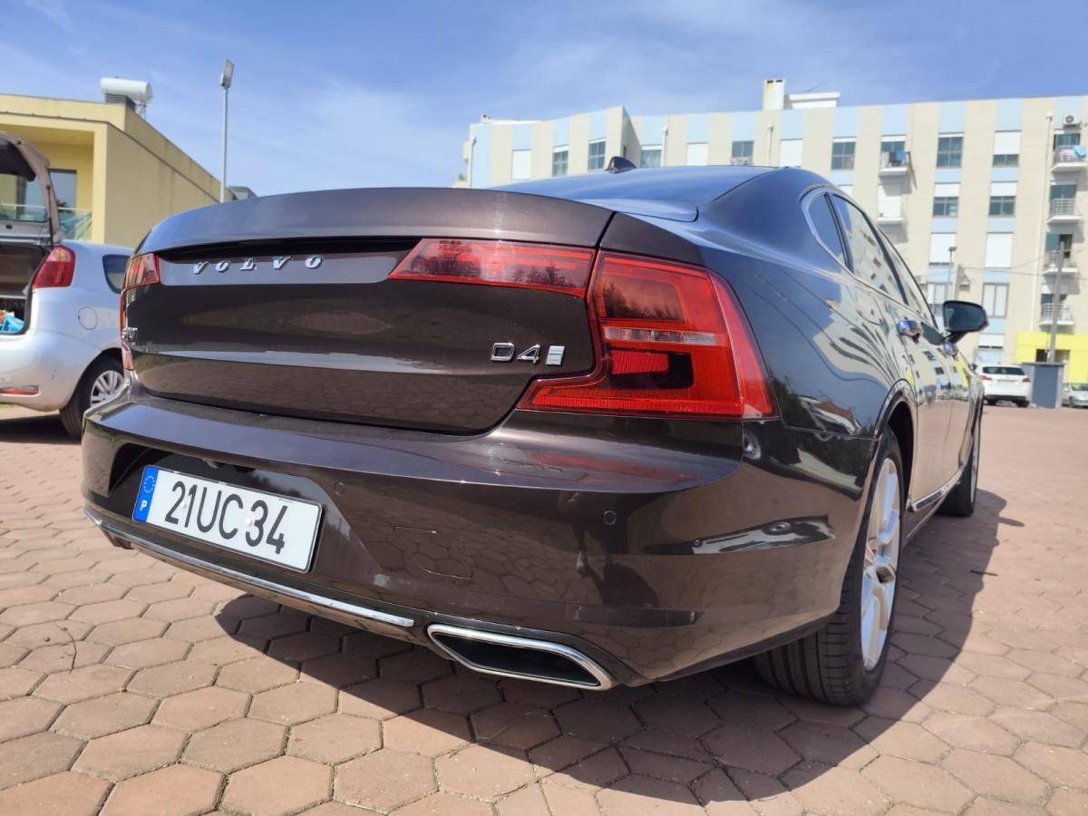 volvo-s90-2018-diesel-1969cc