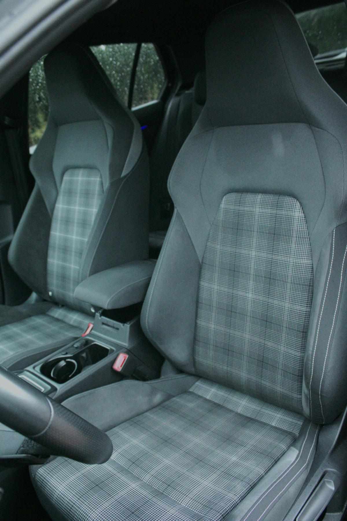 volkswagen-golf-2021-diesel-1968cc