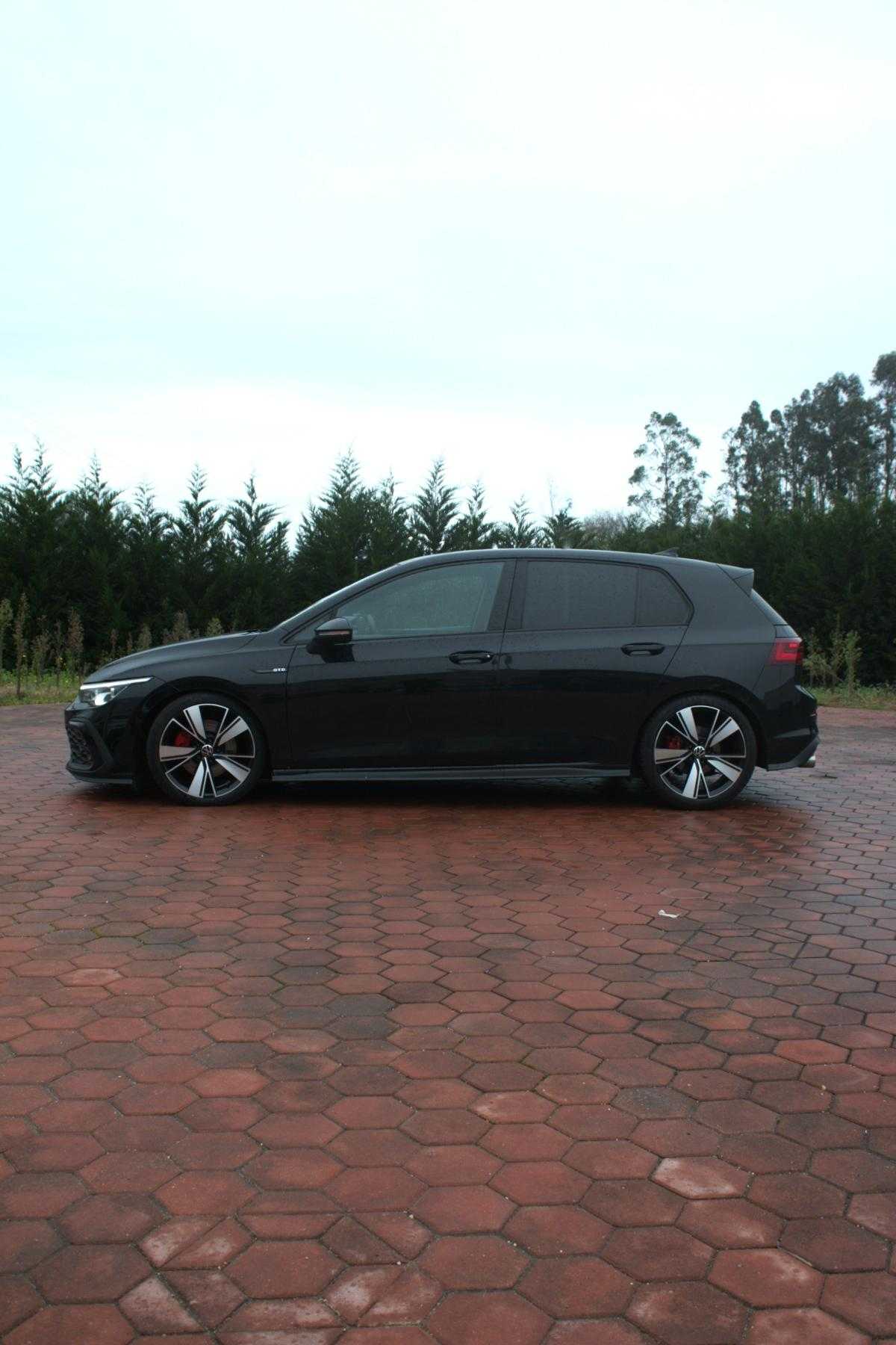 volkswagen-golf-2021-diesel-1968cc