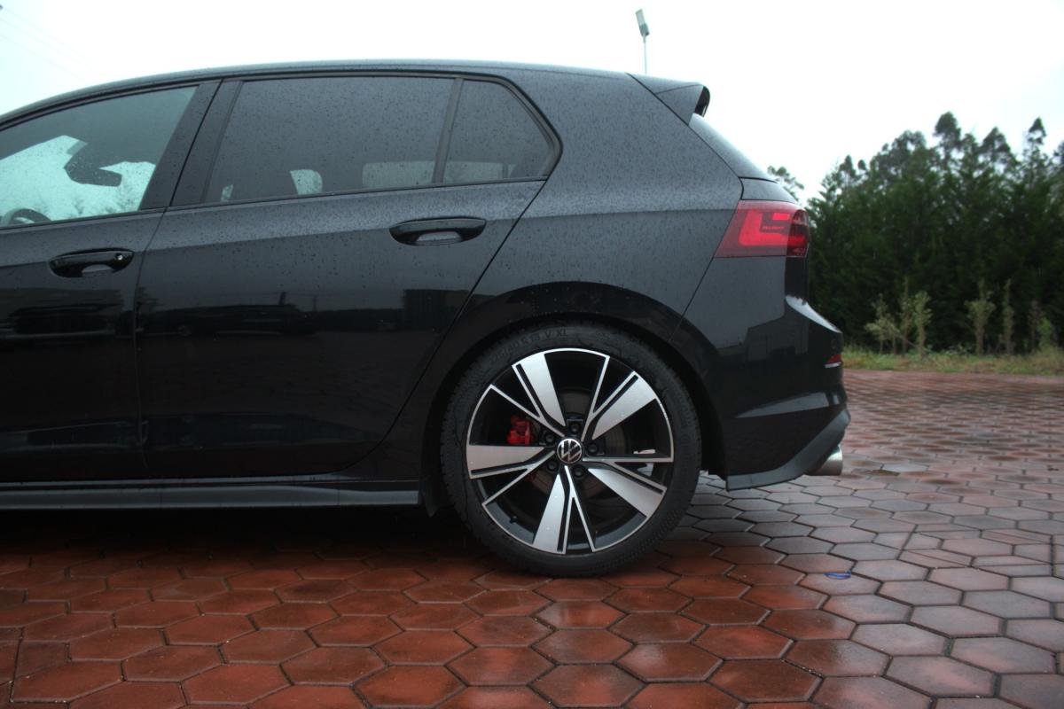 volkswagen-golf-2021-diesel-1968cc