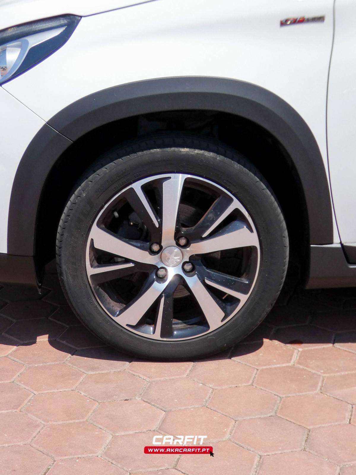 peugeot-2008-2017-gasolina-1199cc