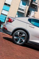 polestar-2-2022-eletrico-0cc