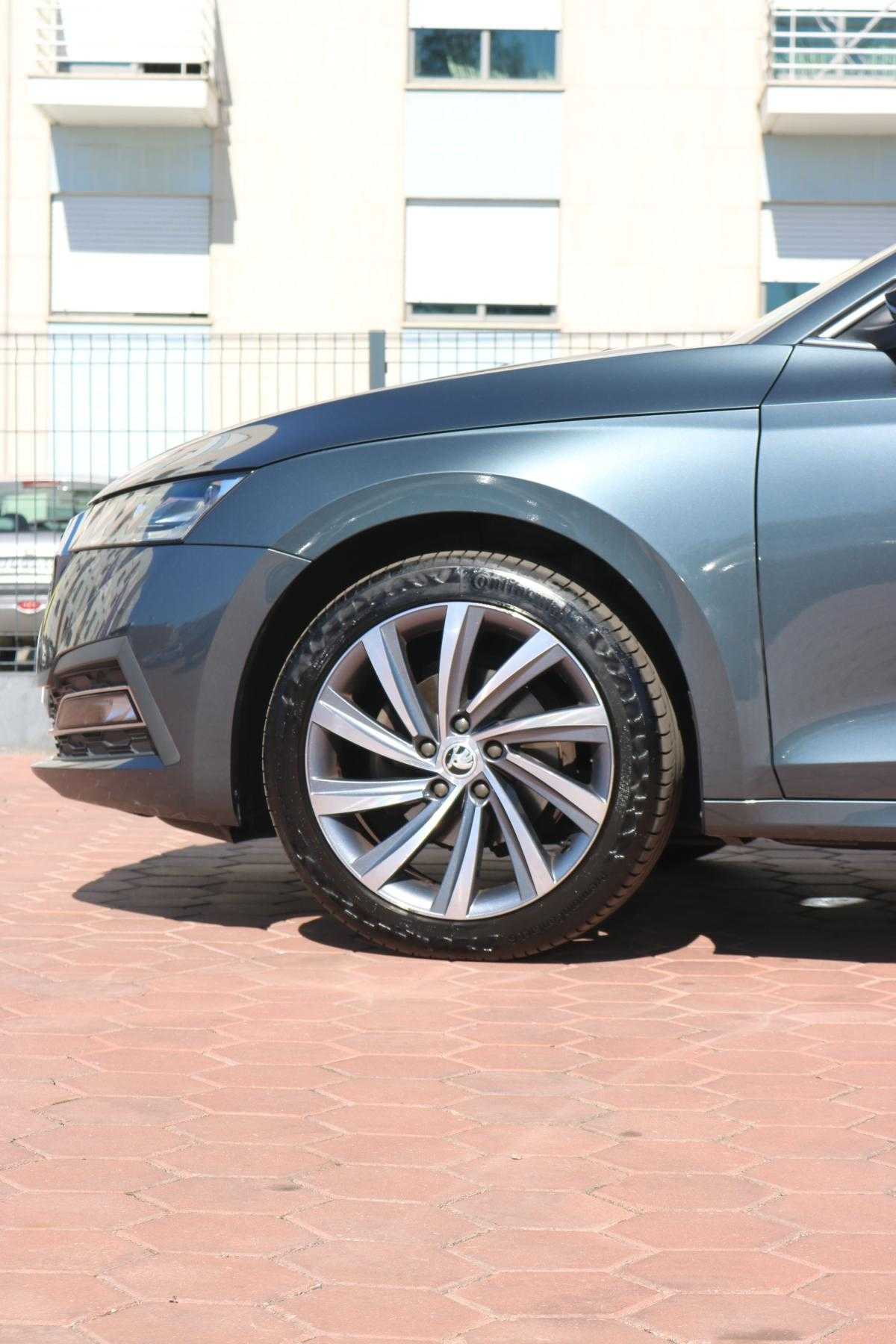 skoda-octavia-2021-hibrido-1498cc
