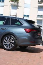 skoda-octavia-2021-hibrido-1498cc