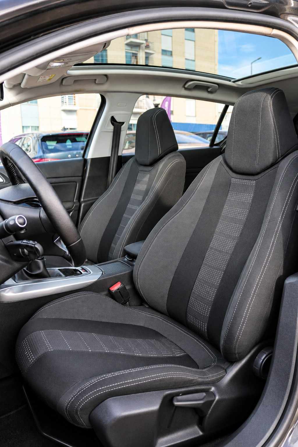 peugeot-308-2015-diesel-1560cc