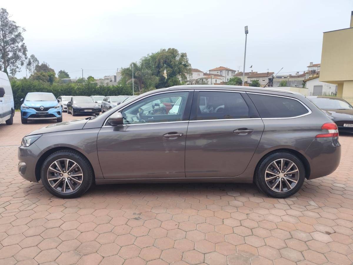 peugeot-308-sw-2015-diesel-1560cc