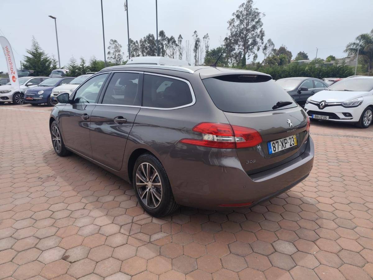 peugeot-308-sw-2015-diesel-1560cc