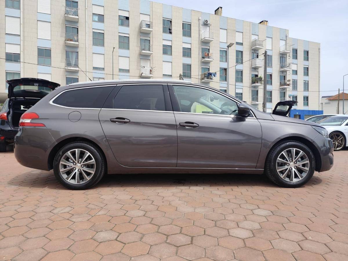 peugeot-308-sw-2015-diesel-1560cc