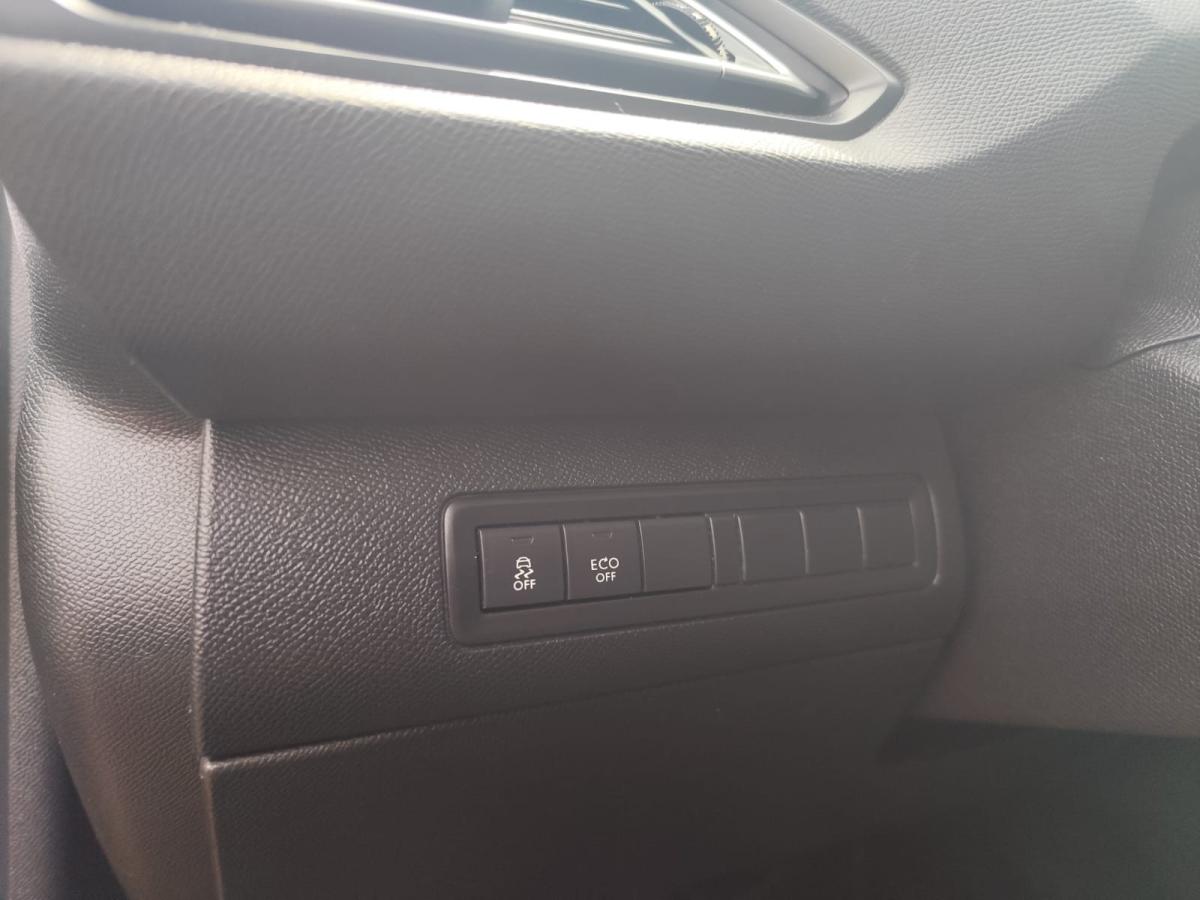 peugeot-308-sw-2015-diesel-1560cc