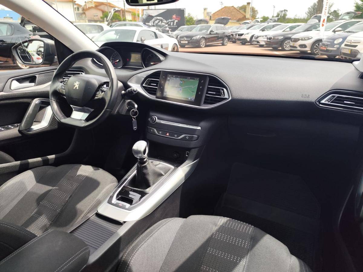 peugeot-308-sw-2015-diesel-1560cc