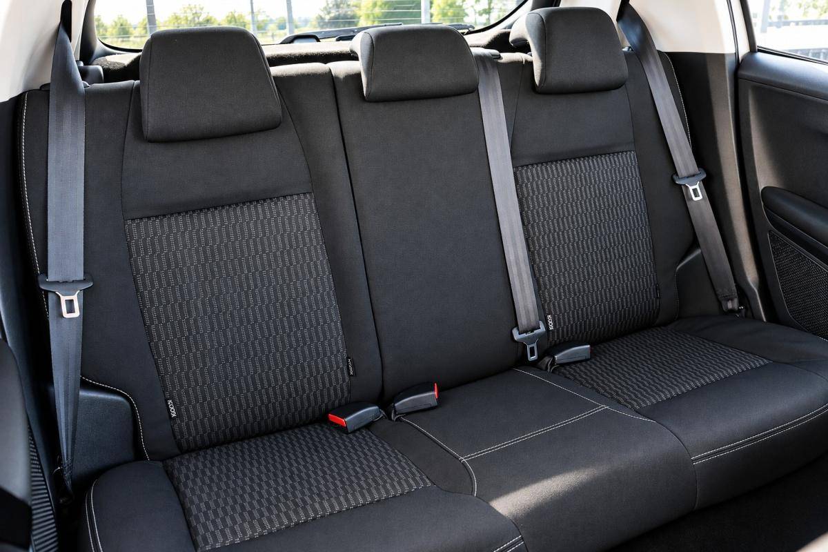 peugeot-208-2016-diesel-1560cc