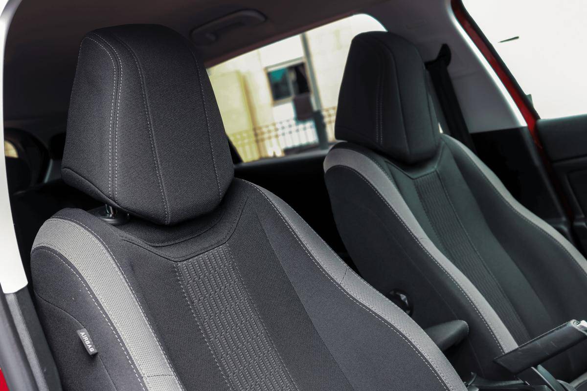 peugeot-308-2015-gasolina-1199cc