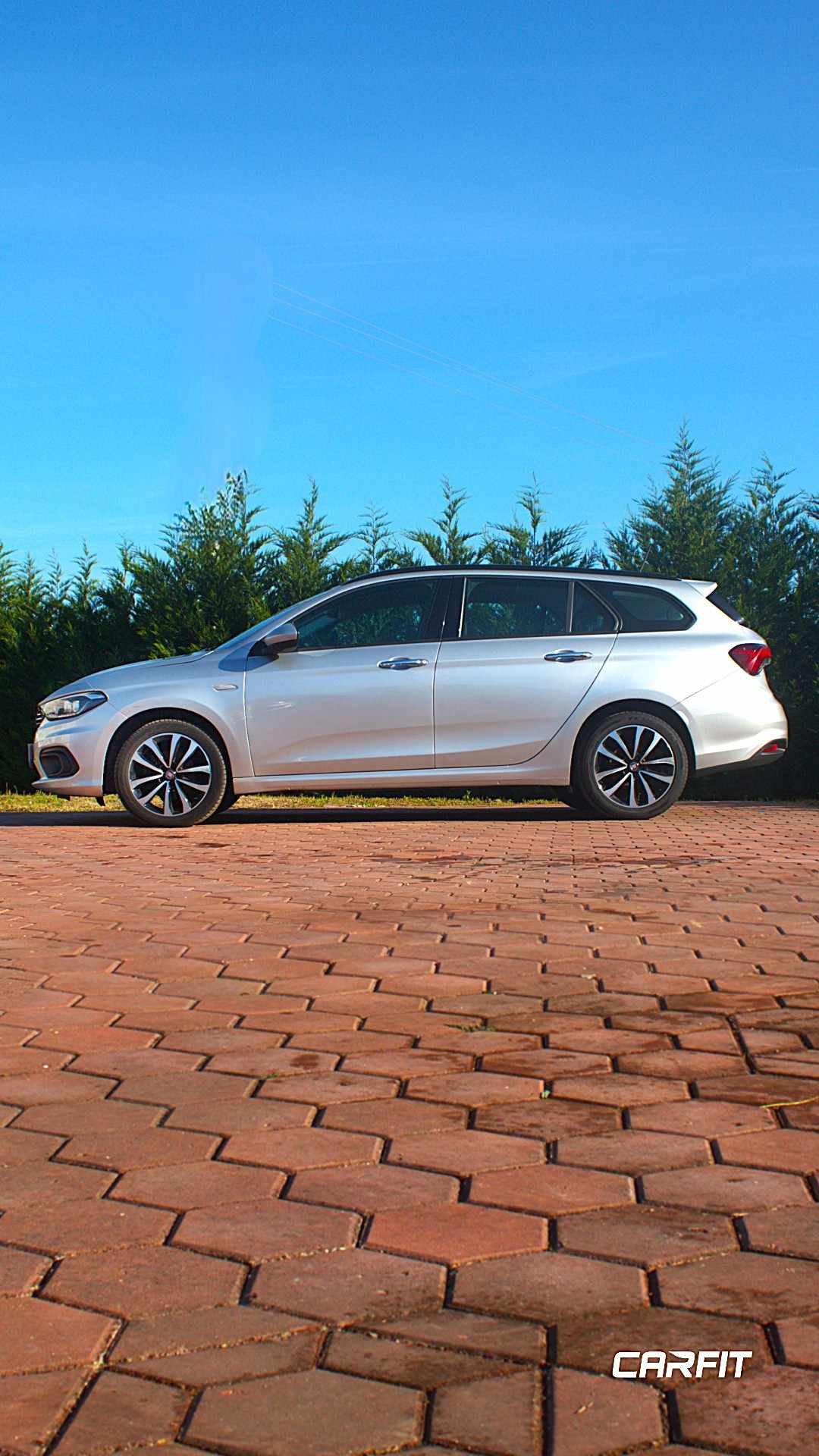 fiat-tipo-station-wagon-2017-diesel-1598cc