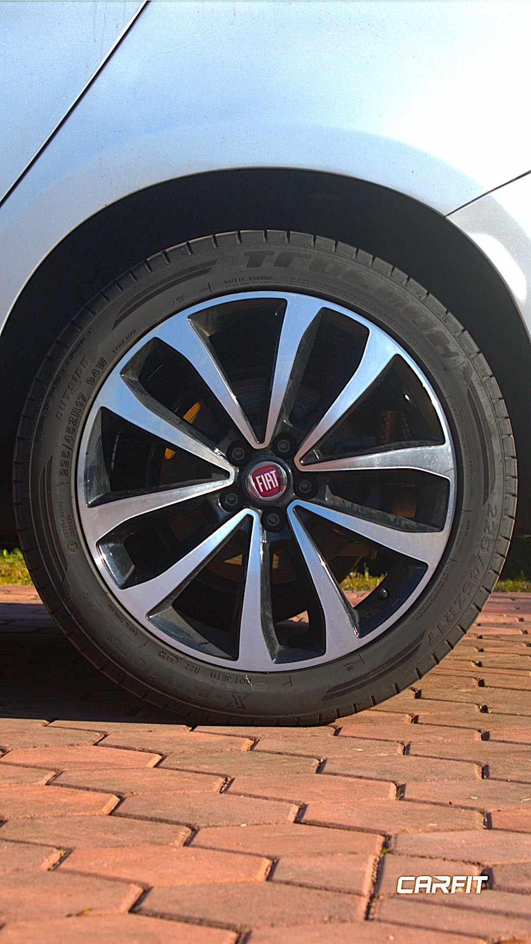 fiat-tipo-station-wagon-2017-diesel-1598cc