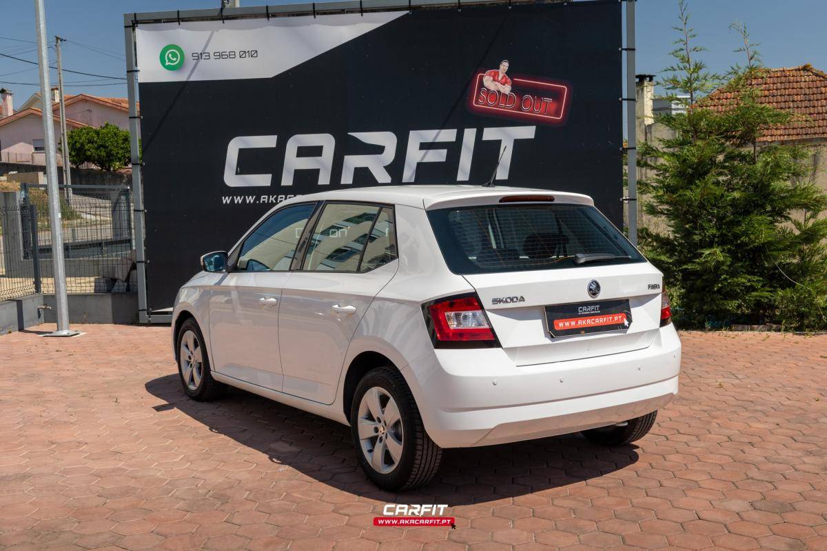 skoda-fabia-2015-gasolina-999cc