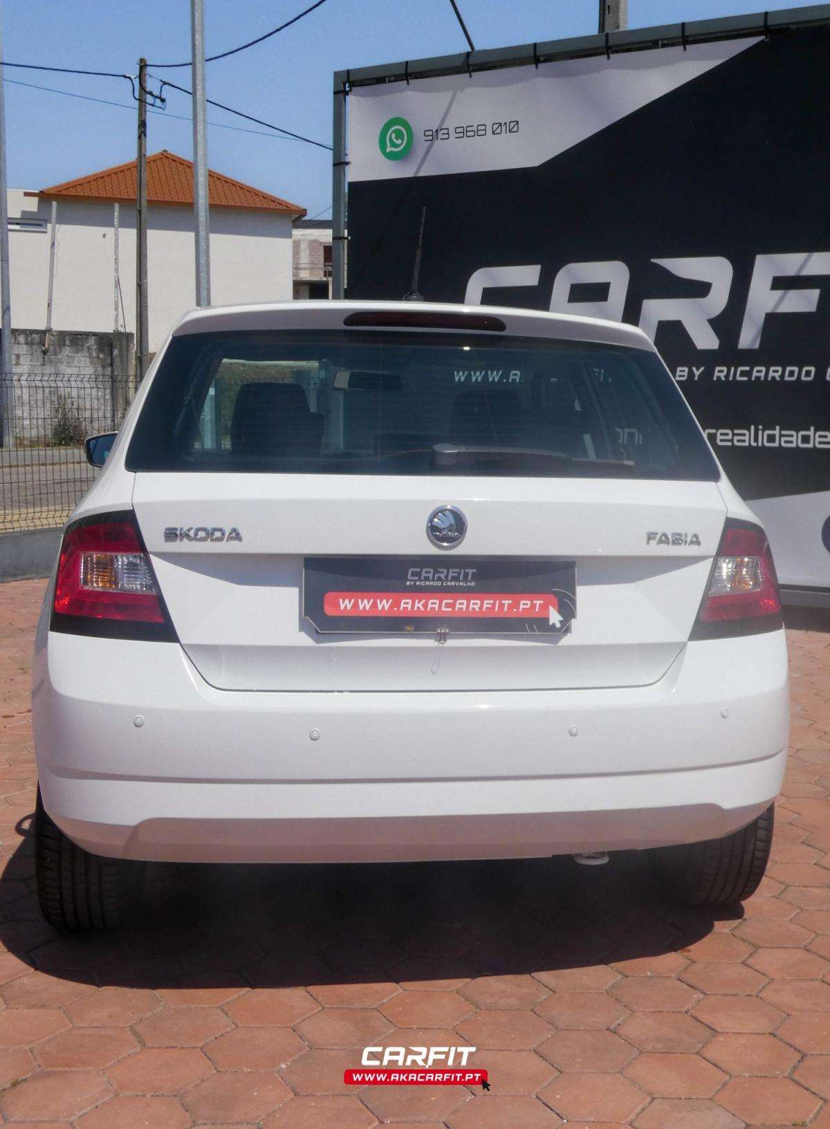skoda-fabia-2015-gasolina-999cc