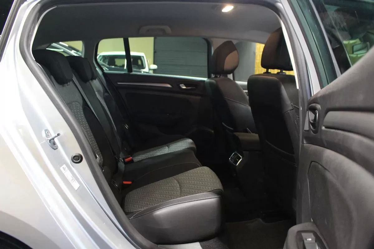 renault-megane-sport-tourer-2021-diesel-1461cc