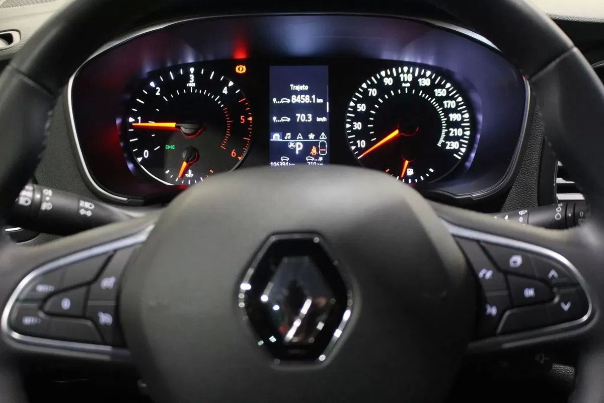 renault-megane-sport-tourer-2021-diesel-1461cc