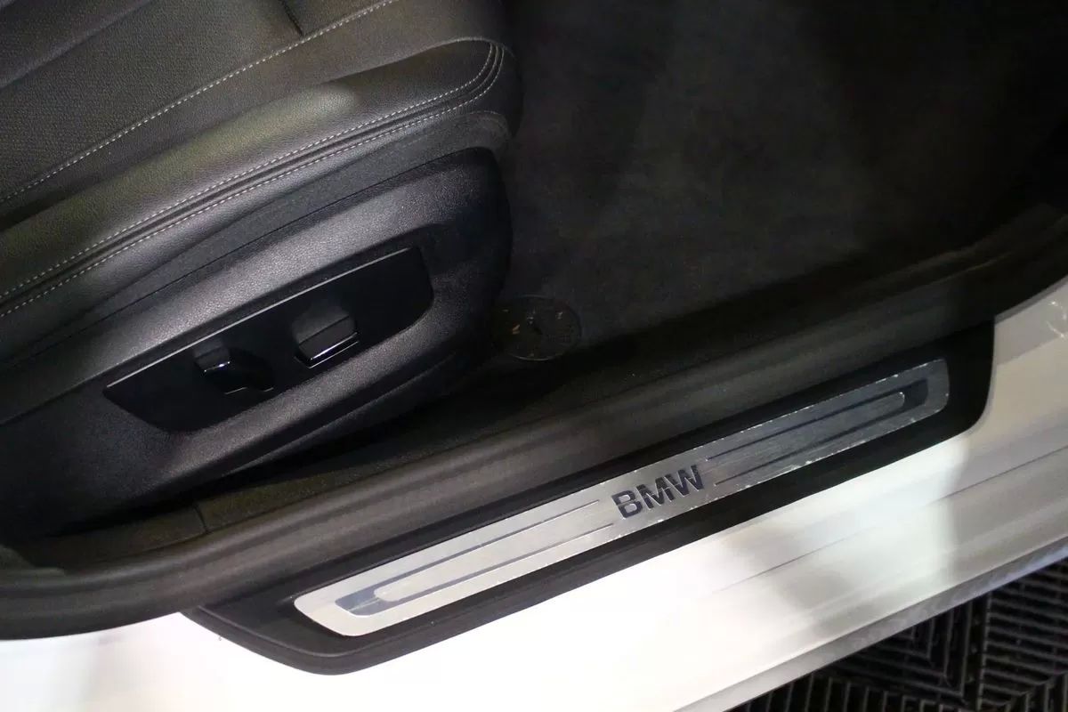 bmw-serie-5-2023-diesel-1995cc