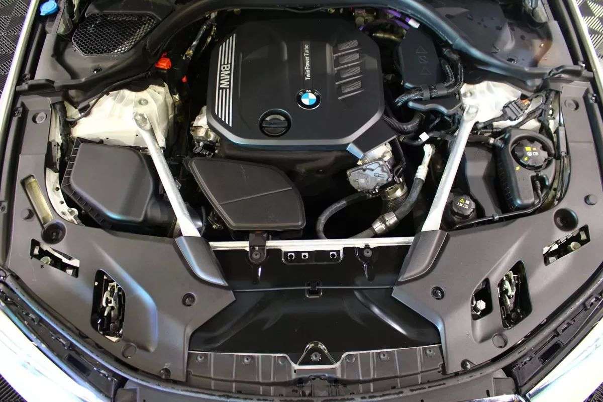 bmw-serie-5-2023-diesel-1995cc