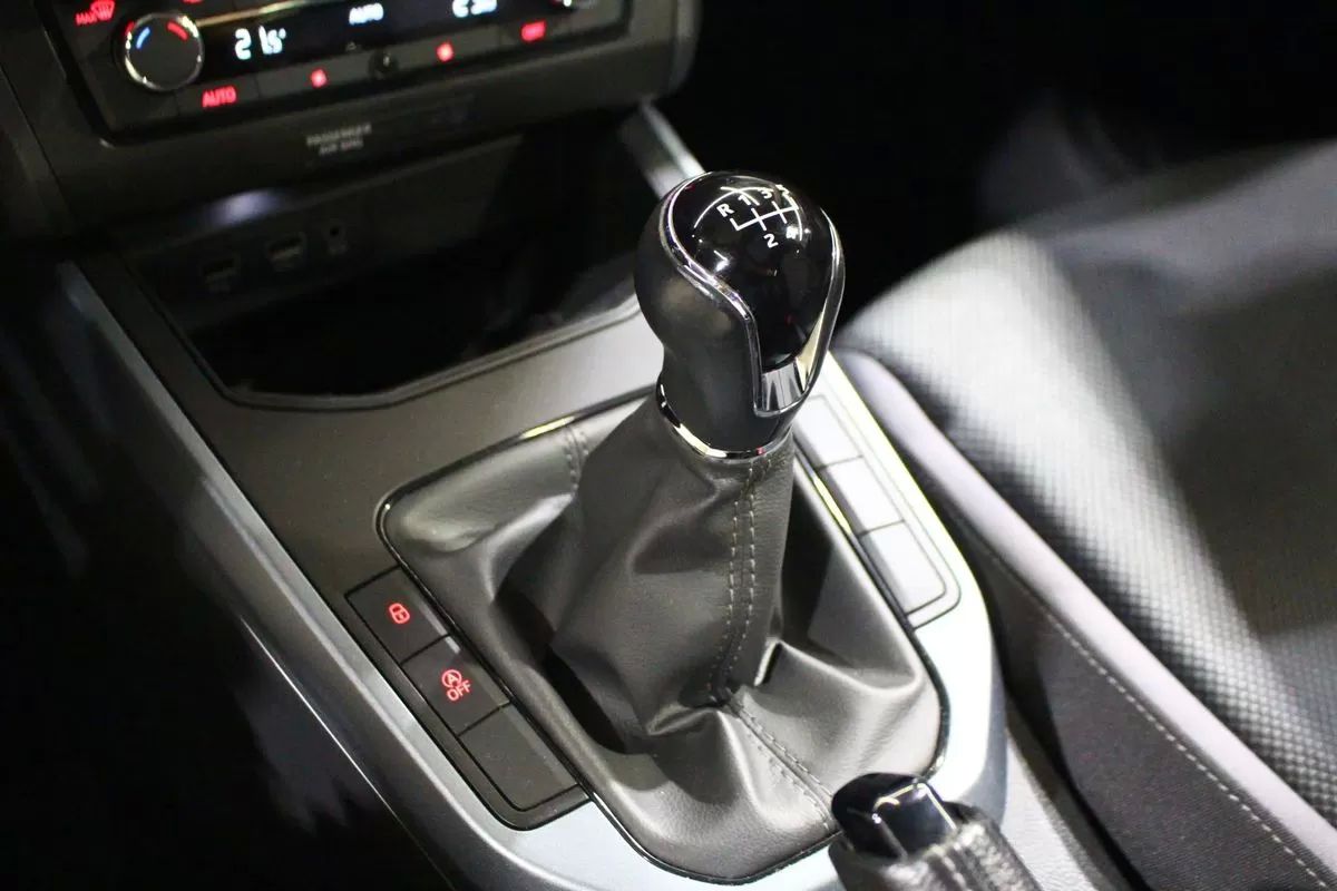 seat-arona-2019-diesel-1598cc