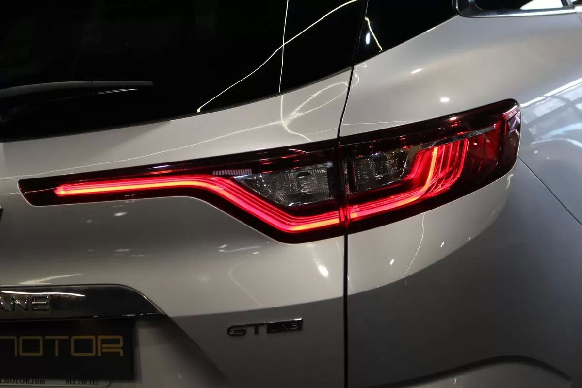 renault-megane-sport-tourer-2020-diesel-1461cc