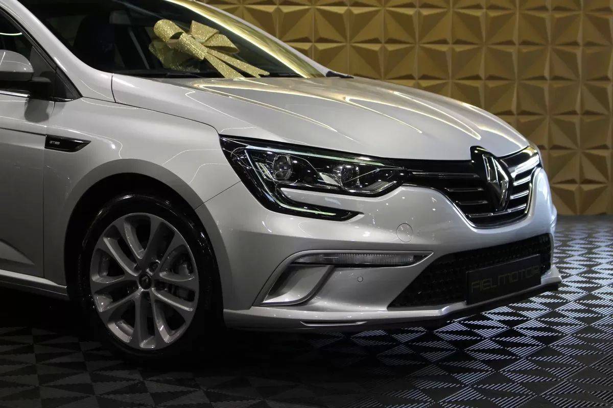 renault-megane-sport-tourer-2020-diesel-1461cc