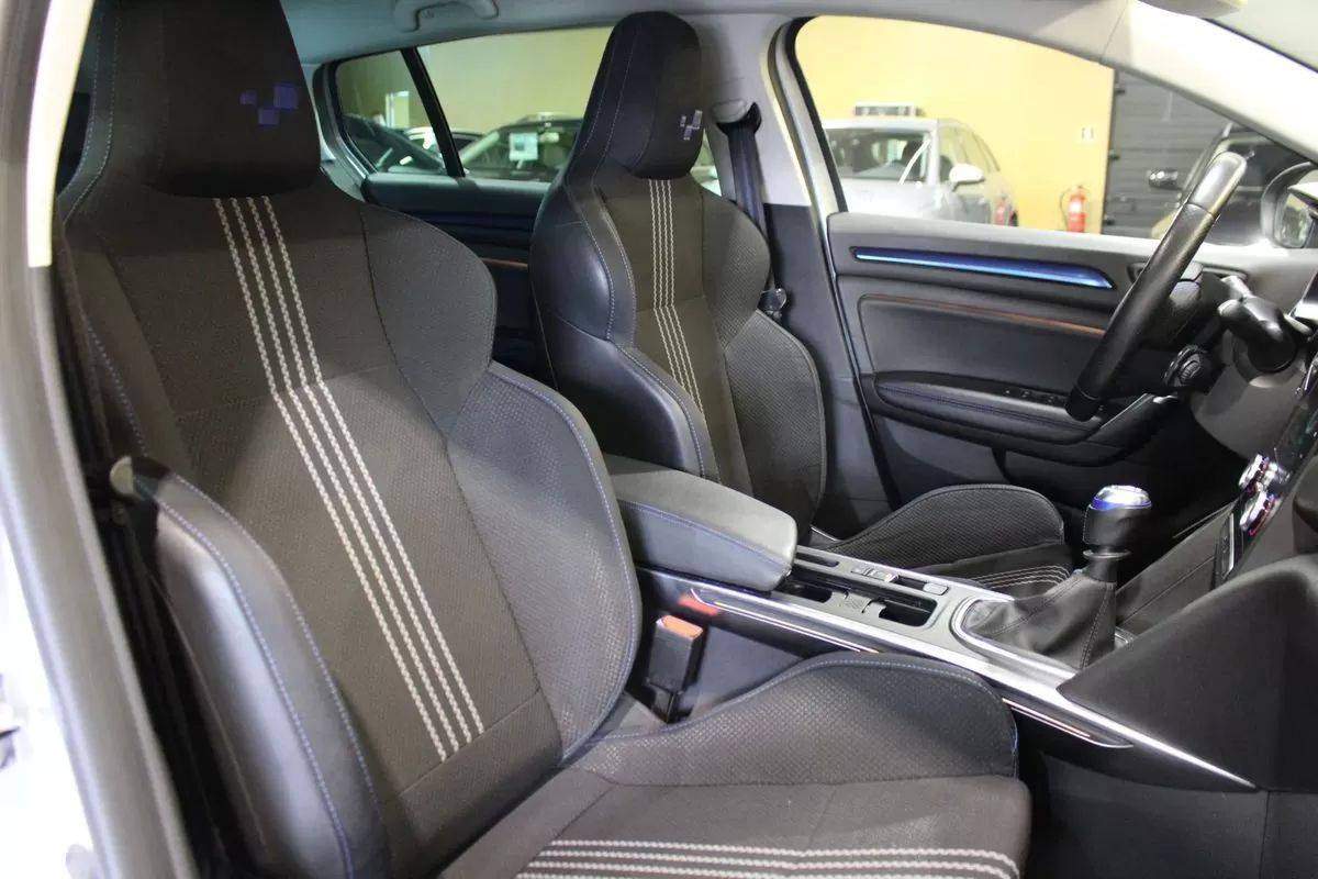 renault-megane-sport-tourer-2020-diesel-1461cc