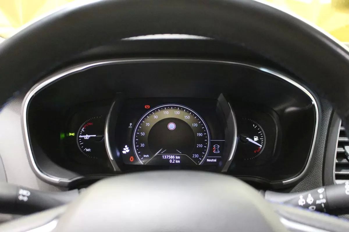 renault-megane-sport-tourer-2020-diesel-1461cc