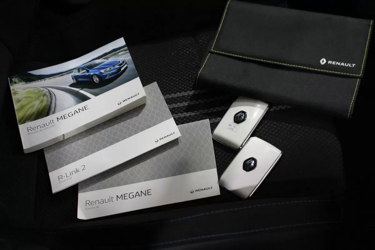renault-megane-sport-tourer-2020-diesel-1461cc