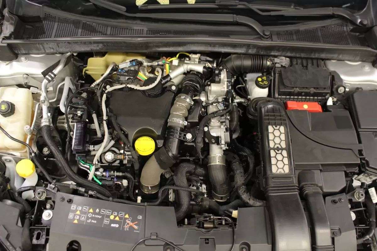 renault-megane-sport-tourer-2020-diesel-1461cc