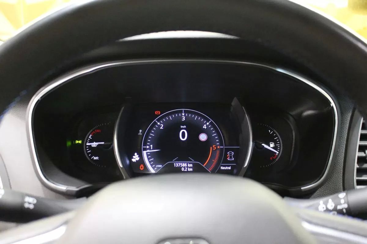 renault-megane-sport-tourer-2020-diesel-1461cc