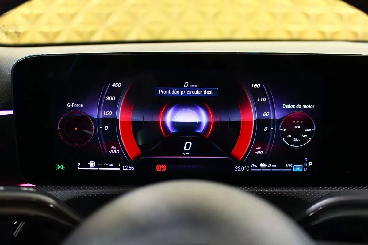 mercedes-benz-classe-a-2023-hibrido-1332cc