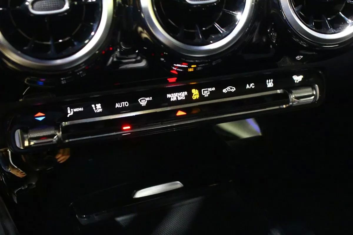 mercedes-benz-classe-a-2020-hibrido-1332cc