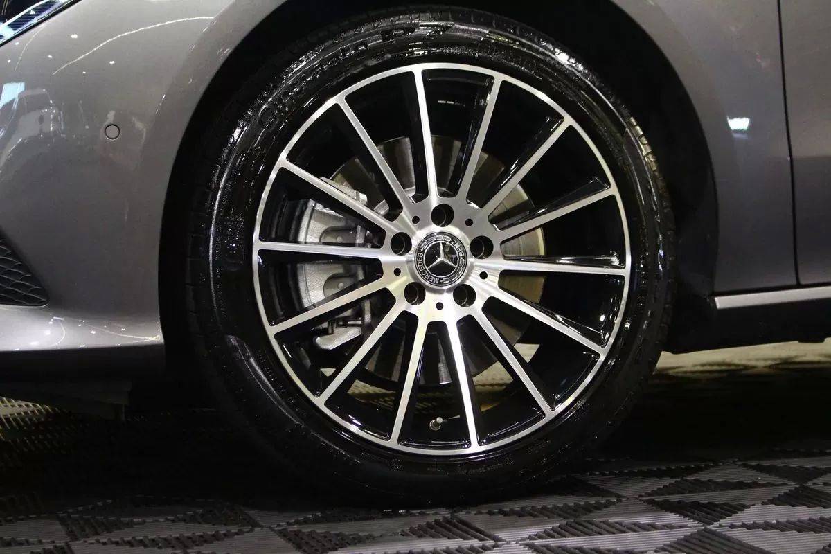 mercedes-benz-cla-2022-hibrido-1332cc