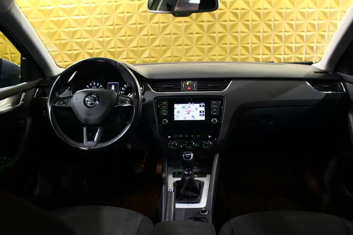 skoda-octavia-2013-diesel-1598cc
