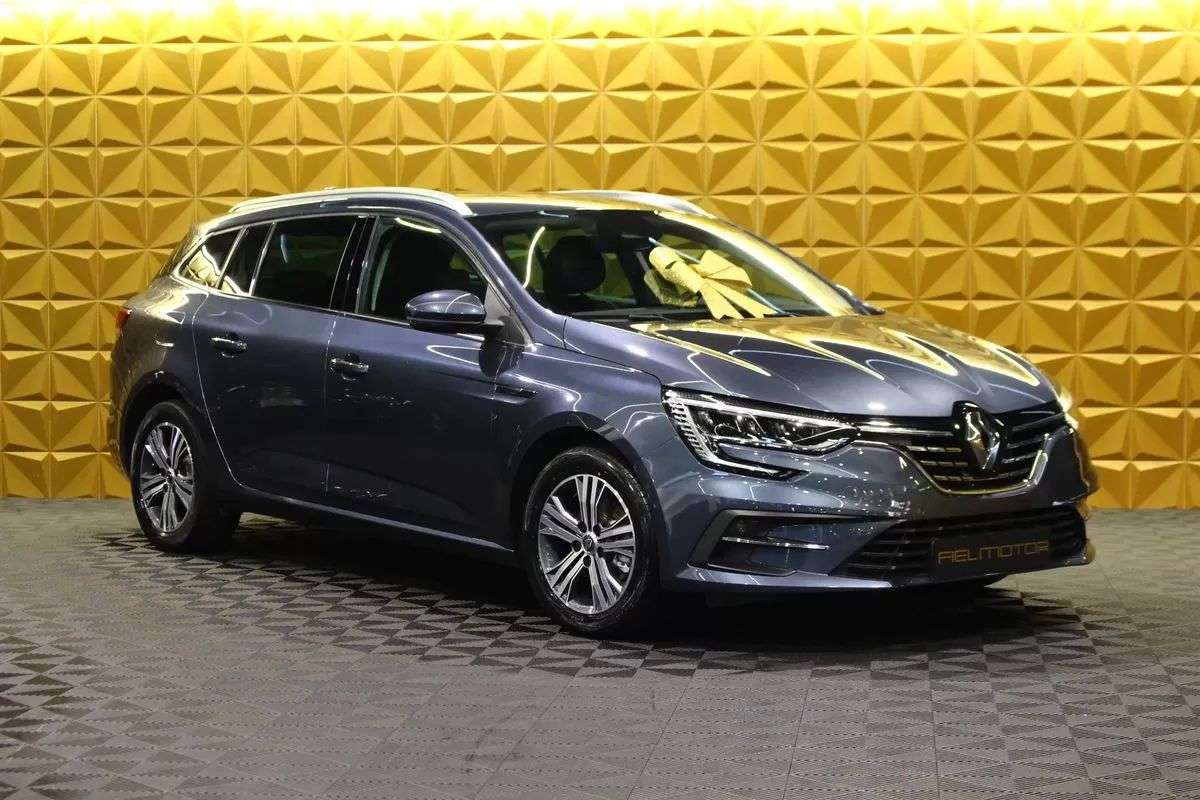 renault-megane-sport-tourer-2022-diesel-1461cc