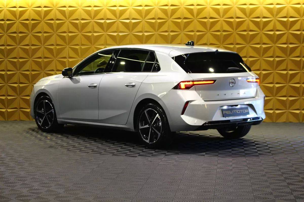 opel-astra-2022-diesel-1499cc