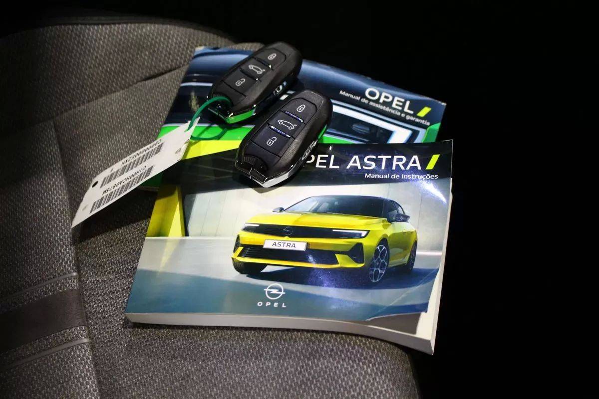 opel-astra-2022-diesel-1499cc