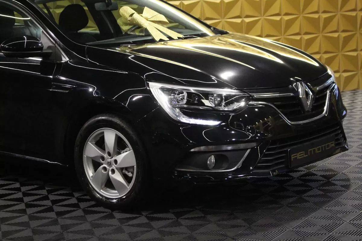 renault-megane-sport-tourer-2017-diesel-1461cc