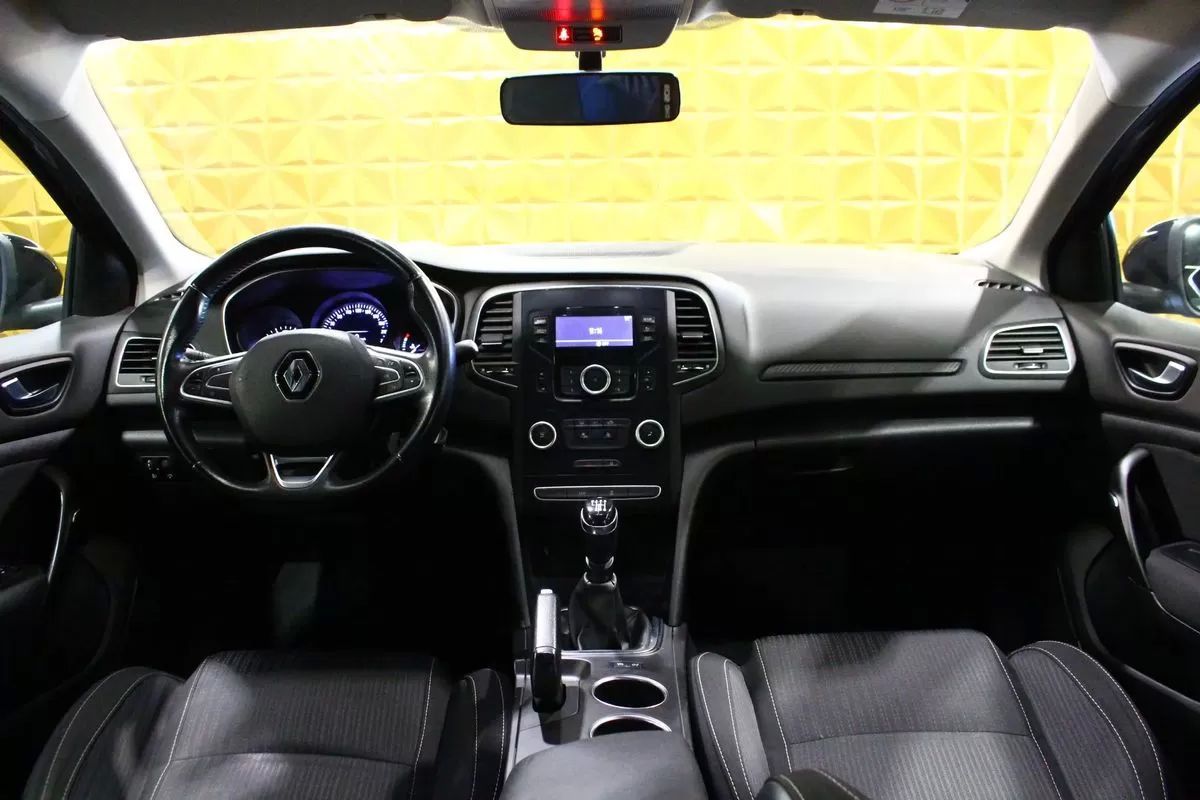 renault-megane-sport-tourer-2017-diesel-1461cc