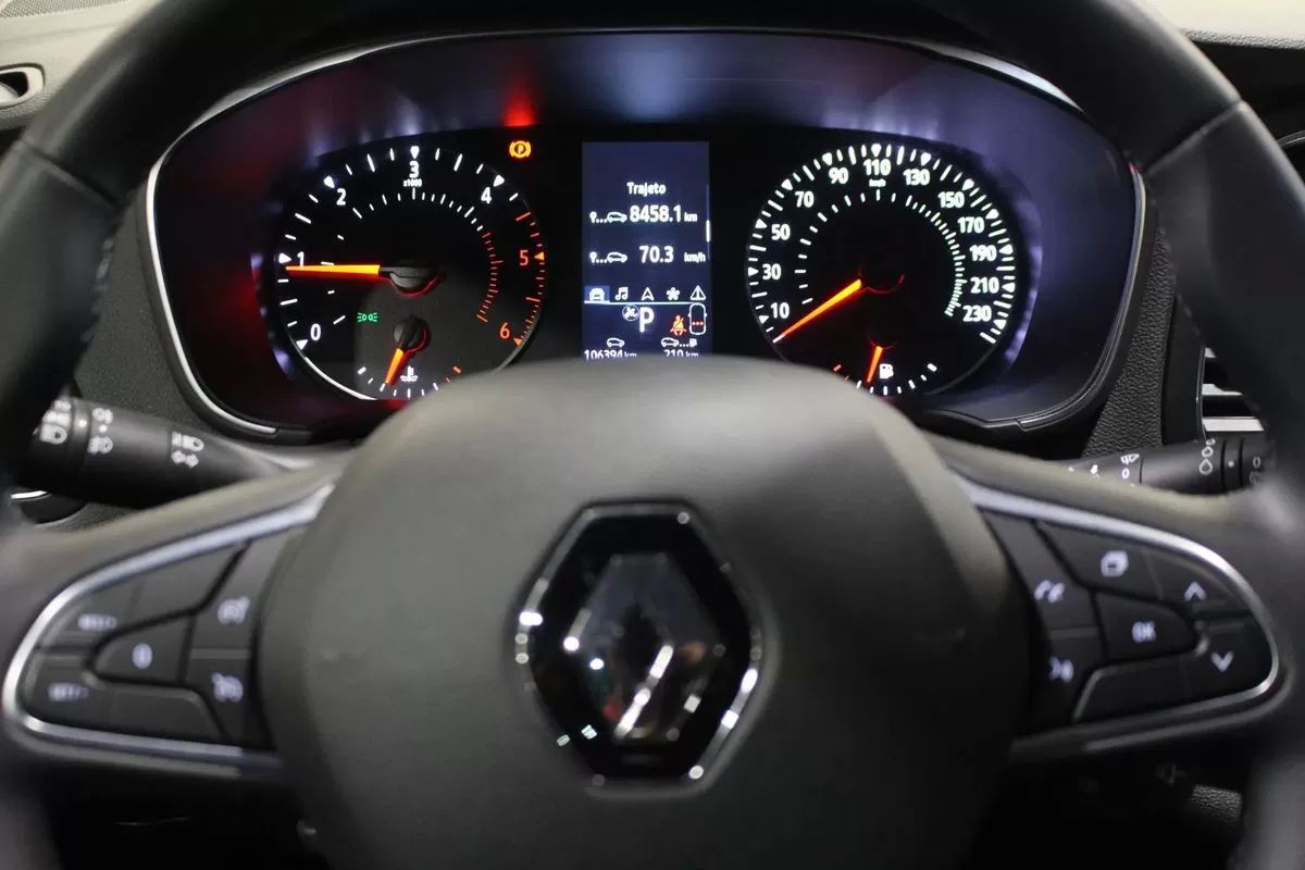 renault-megane-sport-tourer-2021-diesel-1461cc