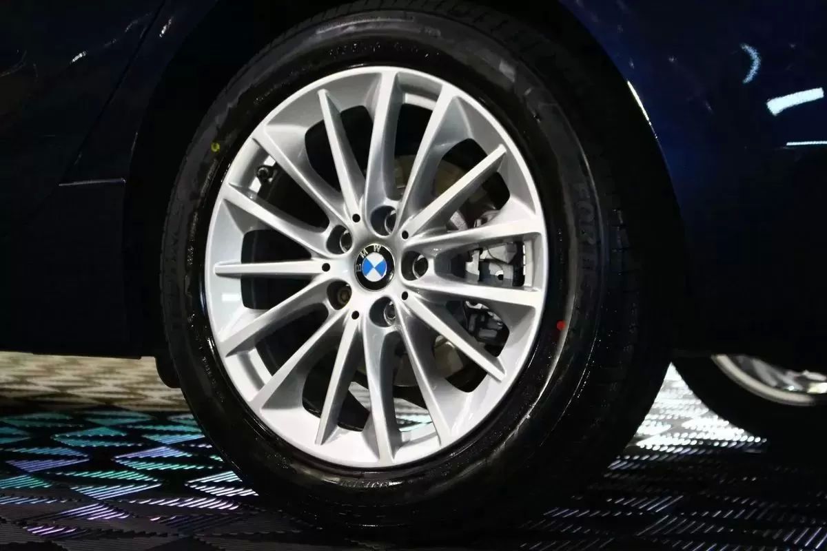 bmw-serie-2-2015-diesel-1995cc