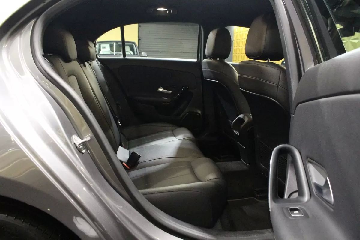 mercedes-benz-classe-a-2020-hibrido-1332cc