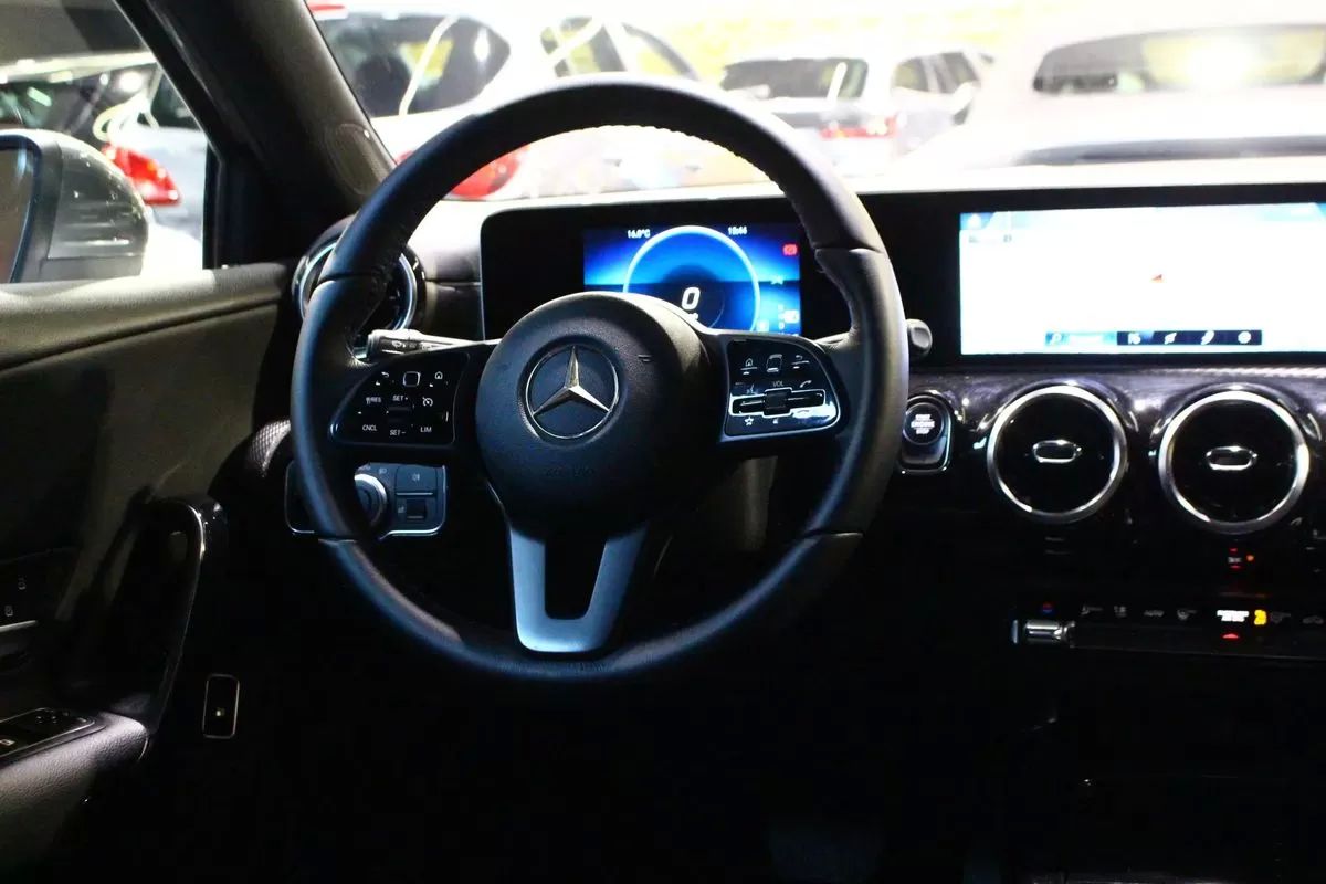 mercedes-benz-classe-a-2020-hibrido-1332cc