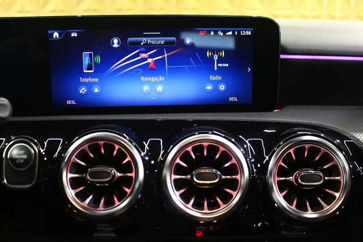 mercedes-benz-classe-a-2023-hibrido-1332cc