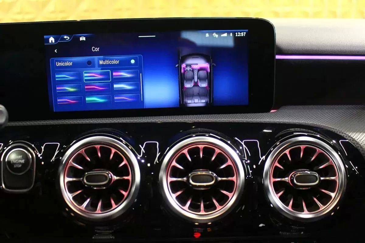 mercedes-benz-classe-a-2023-hibrido-1332cc