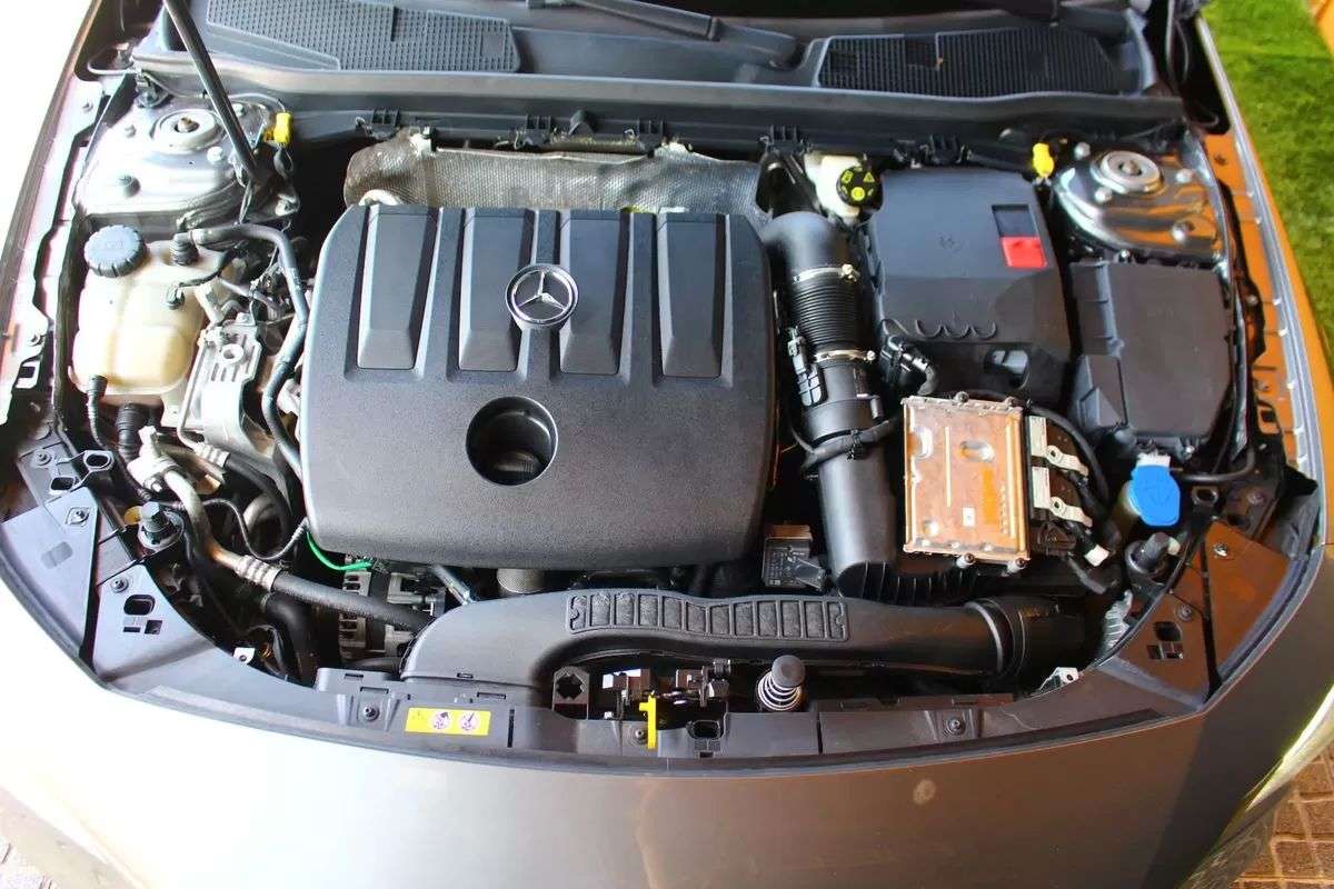mercedes-benz-cla-2020-diesel-1950cc