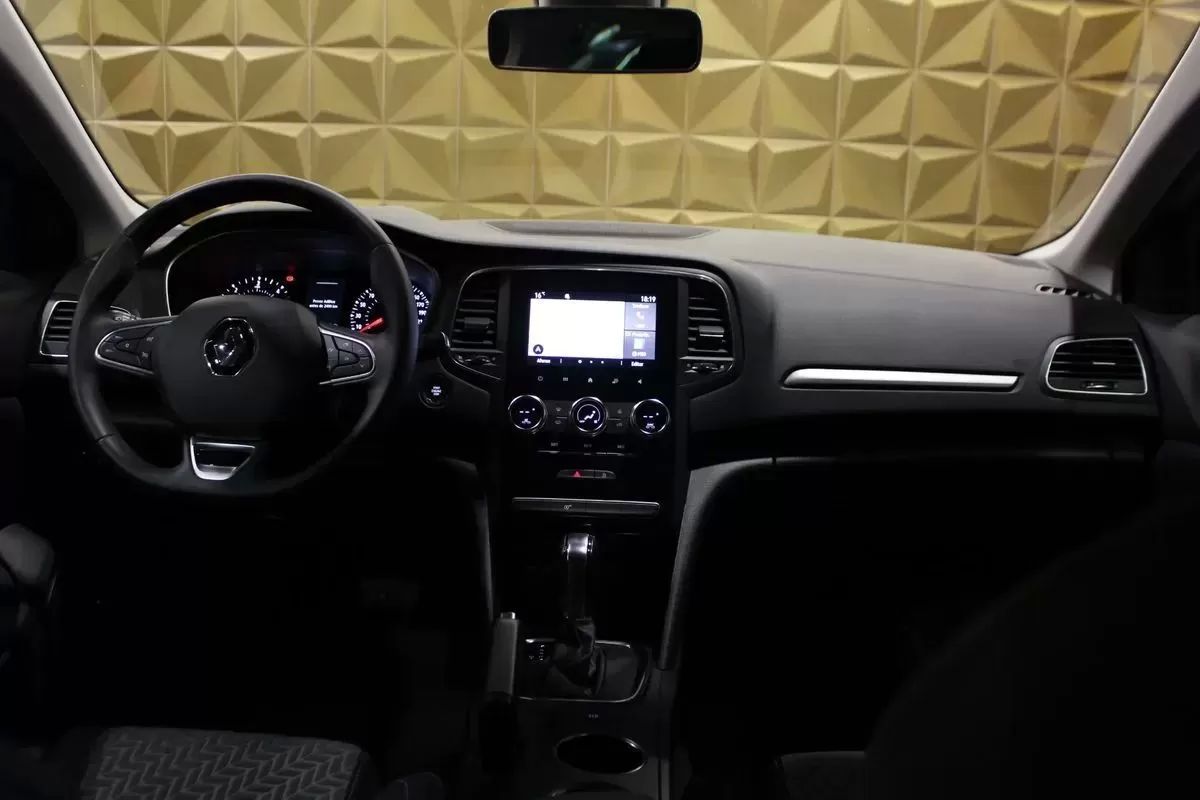 renault-megane-sport-tourer-2021-diesel-1461cc
